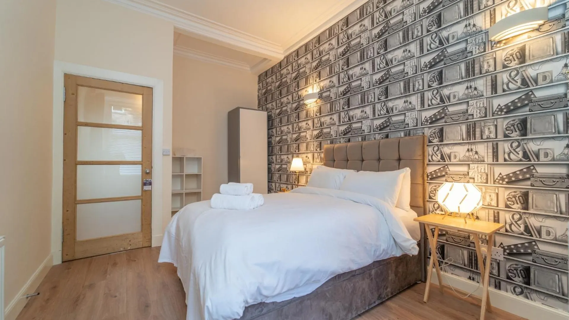 Beautiful Spacious Victorian Town House Apartment Edinburgh