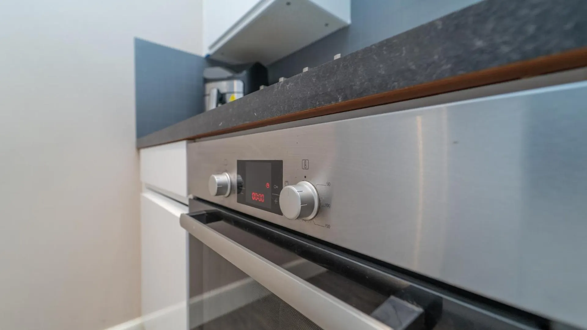 Beautiful Spacious Victorian Town House Apartment Edinburgh